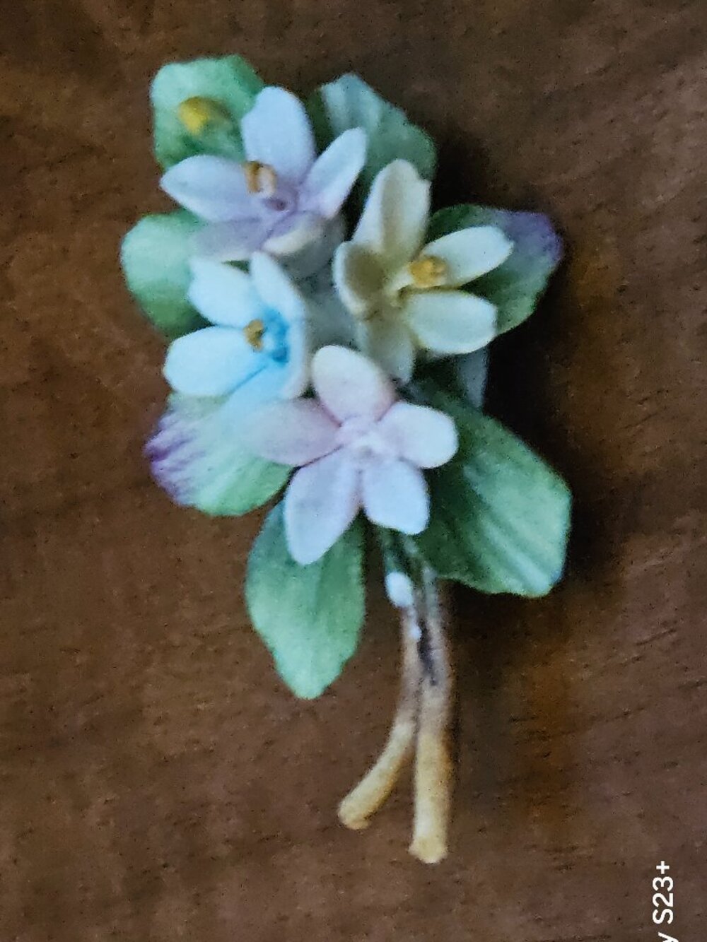 RARE VINTAGE CAPODIMONTE ITALY PORCELAIN FLOWER FLORAL SPRAY PIN BROOCH - Picture 2 of 10